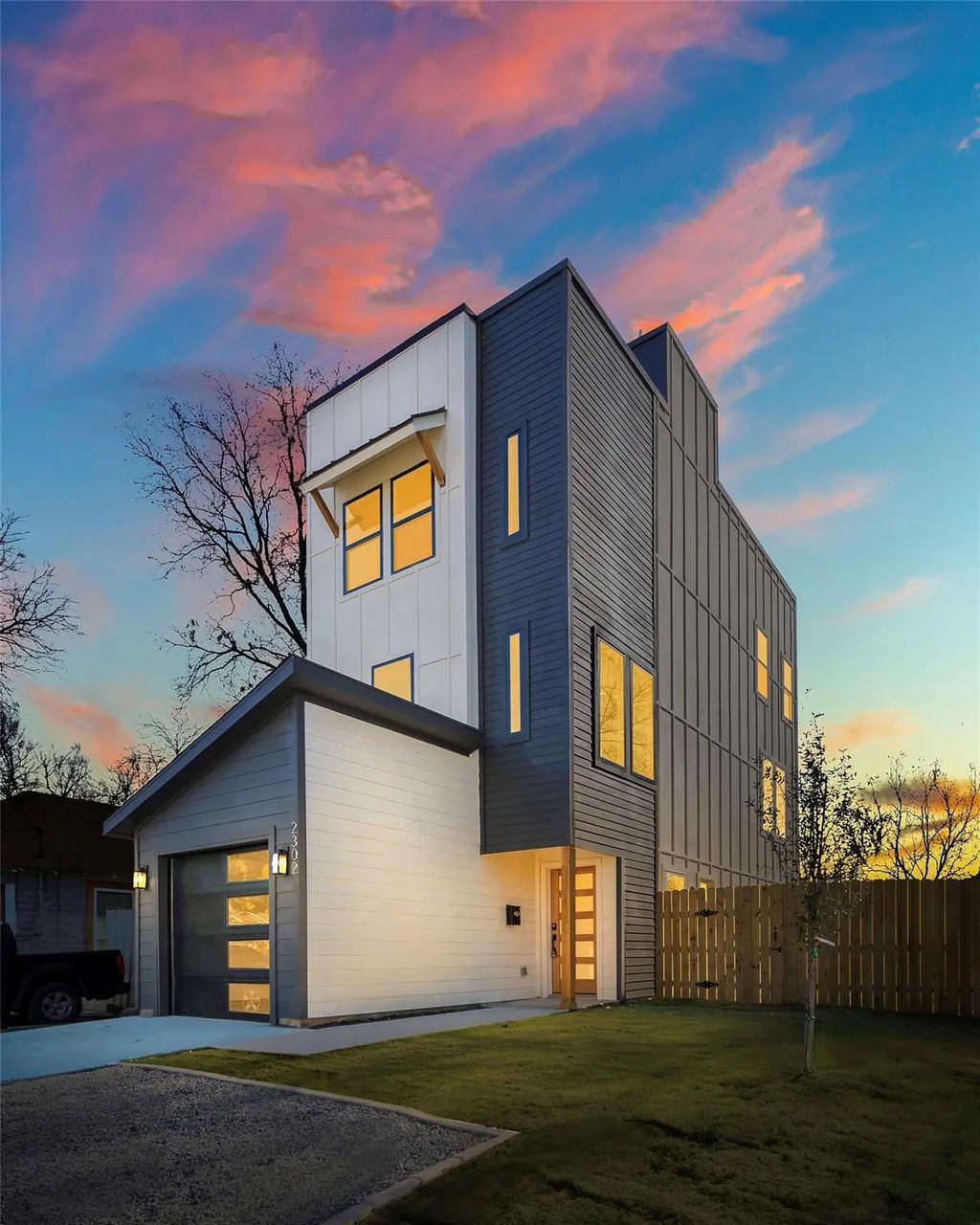 2302 Anderson Street, Dallas
