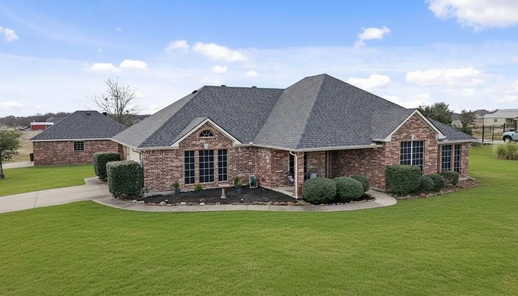 697 Alexander Lane, Royse City