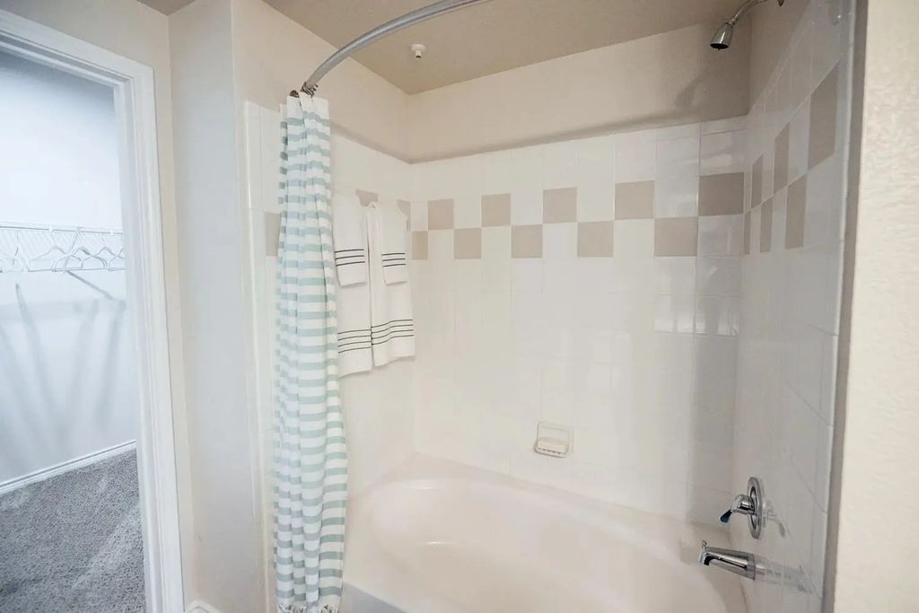 9900 Mcneil Drive 12-12305, Austin