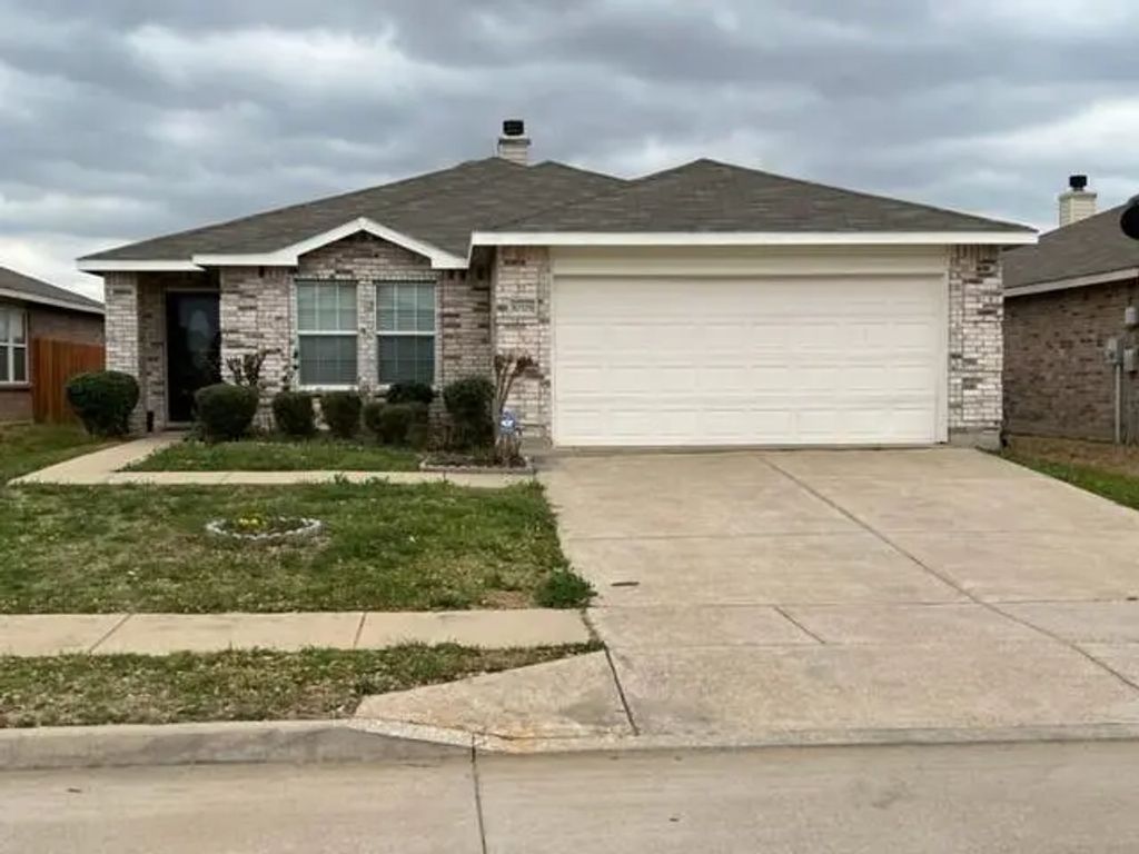 10329 Tammaron Trail, Fort Worth