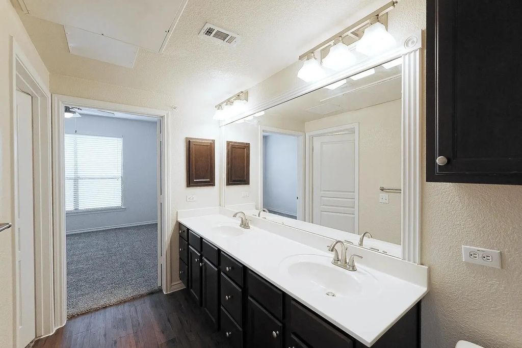 9900 Mcneil Drive 1-01307, Austin