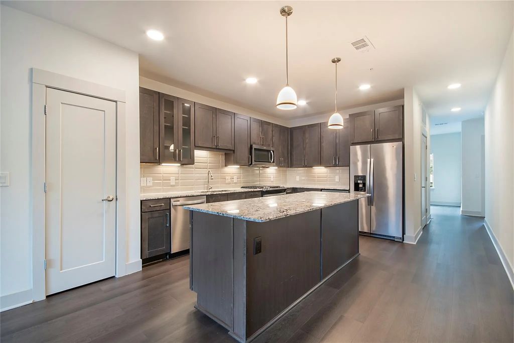 5619 Belmont Avenue 240, Dallas