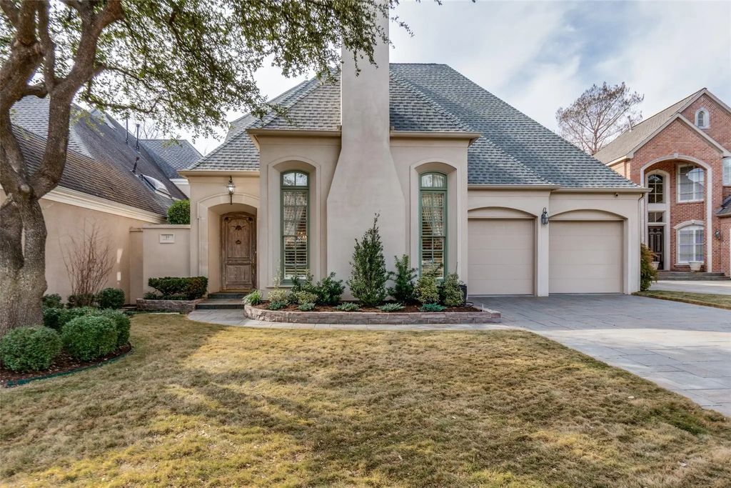 15 Wooded Gate Drive, Dallas