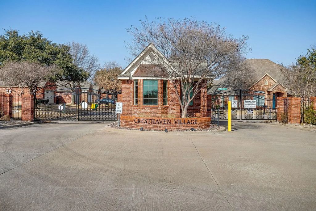 119 Crestway Drive 22, Cedar Hill