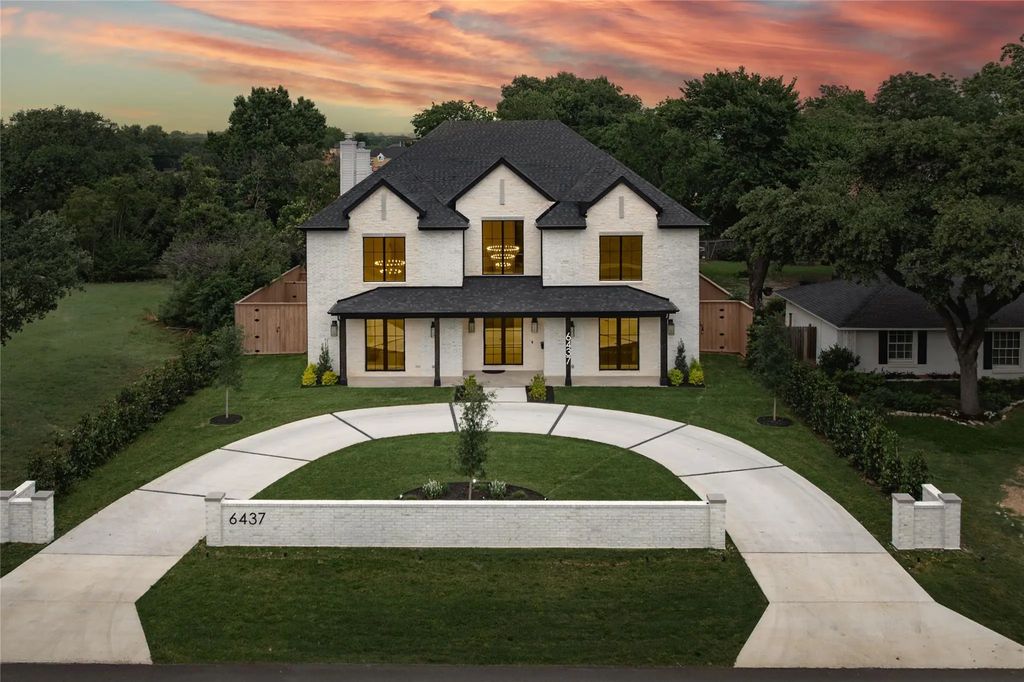 6437 Churchill Way, Dallas