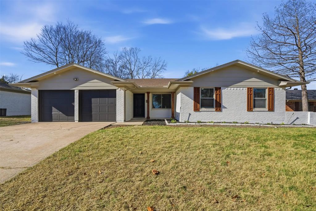 217 Joe White Street, Rockwall