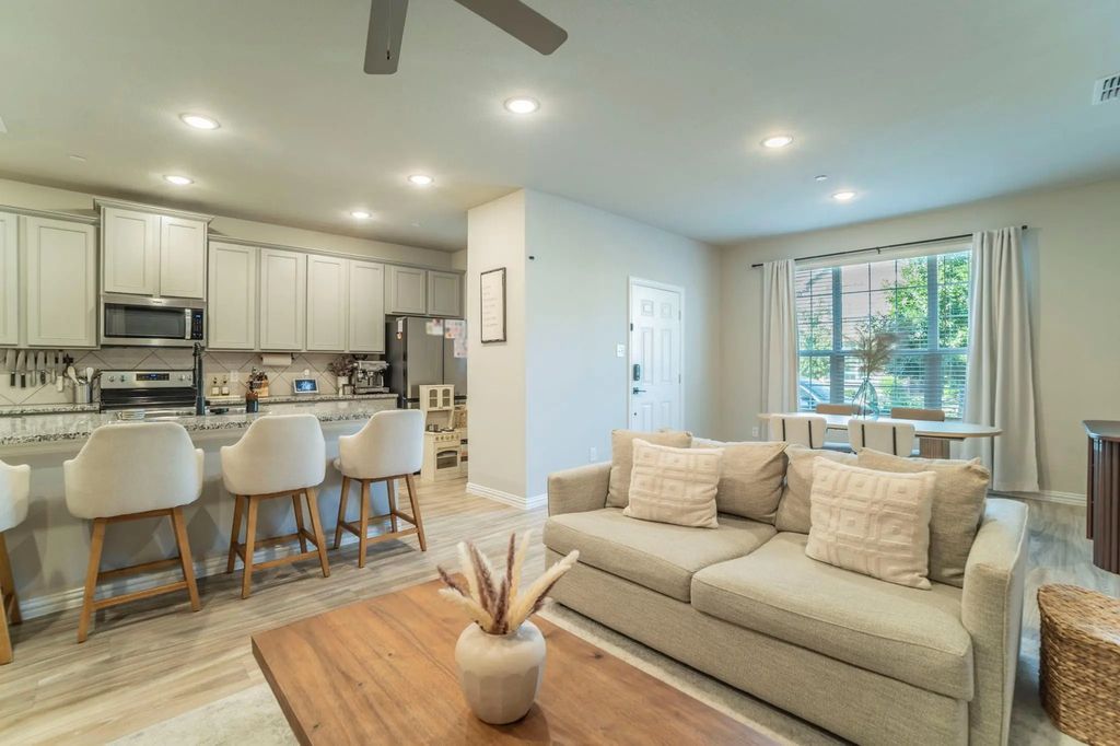 1260 Jones Trail, Lewisville