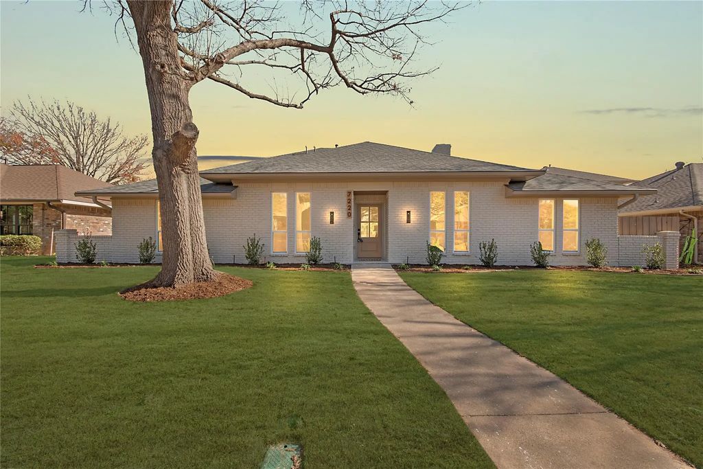 7220 Claybrook Drive, Dallas