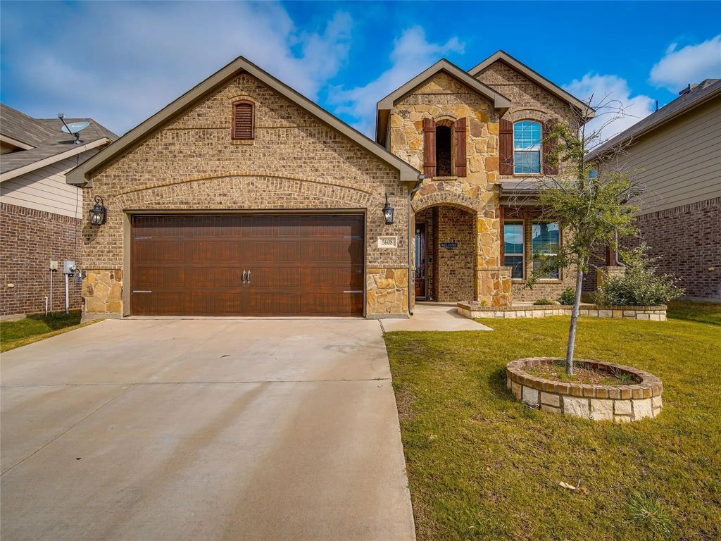 5608 Broad Bay Lane, Fort Worth