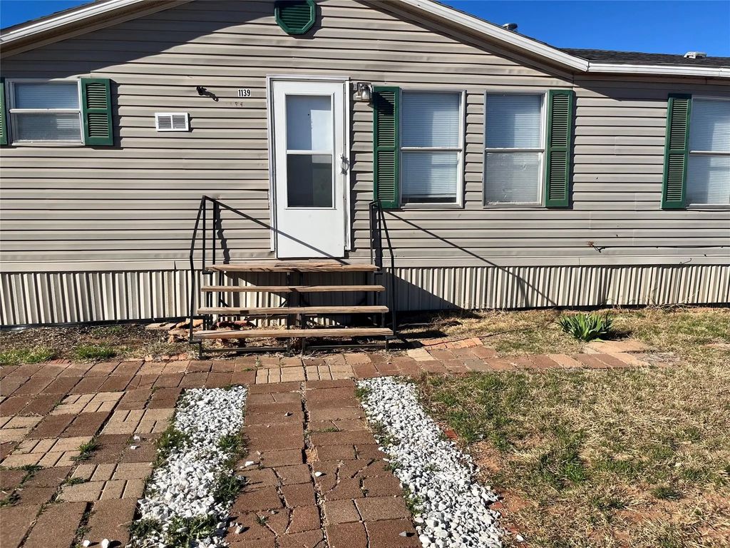 1139 Market Street, Tye