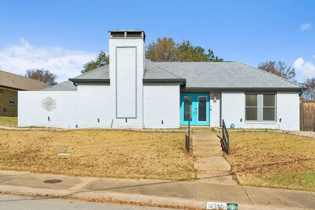 6311 Black Berry Lane, Dallas