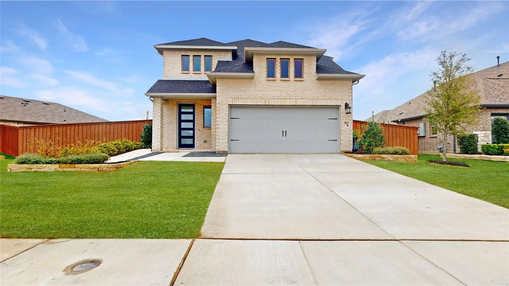 3922 Hometown Boulevard, Forney