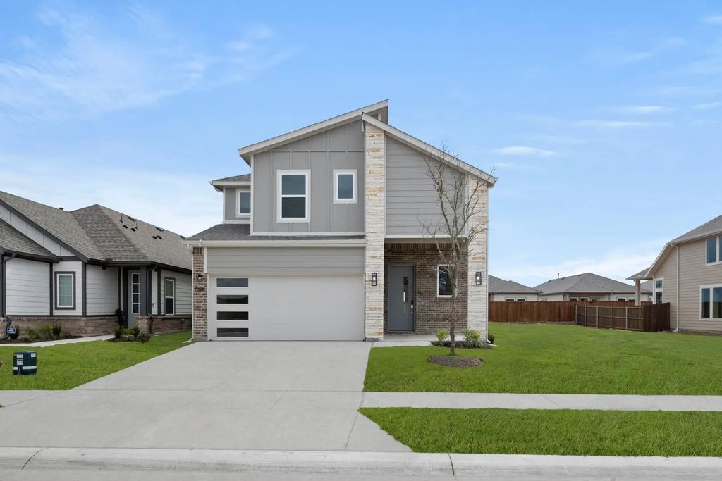 7325 Autumn Hill Drive, Denton