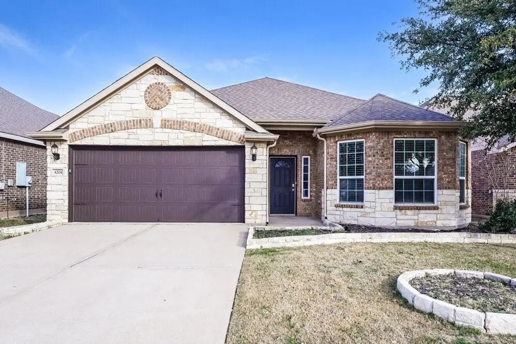 4204 Tower Lane, Crowley