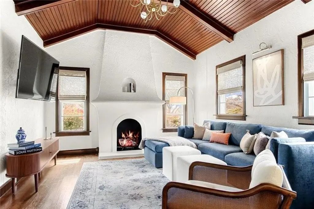 4132 Pershing Avenue, Fort Worth