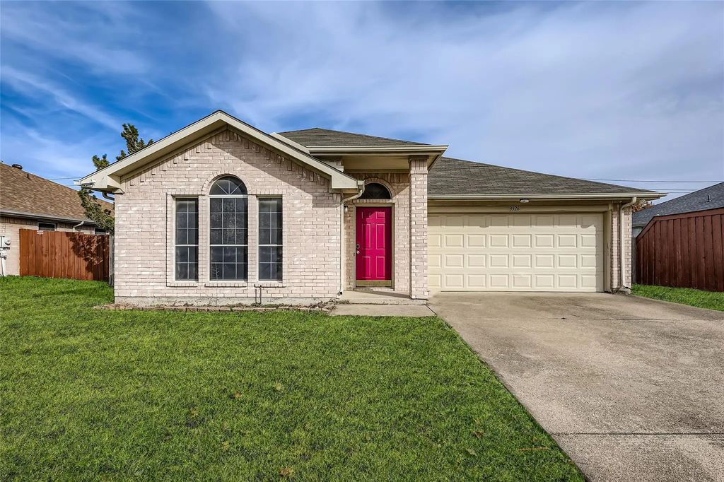 3326 Spring Meadow Lane, Grand Prairie