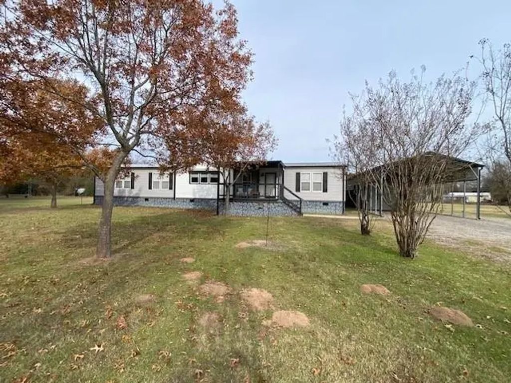 12154 County Road 331a, Terrell