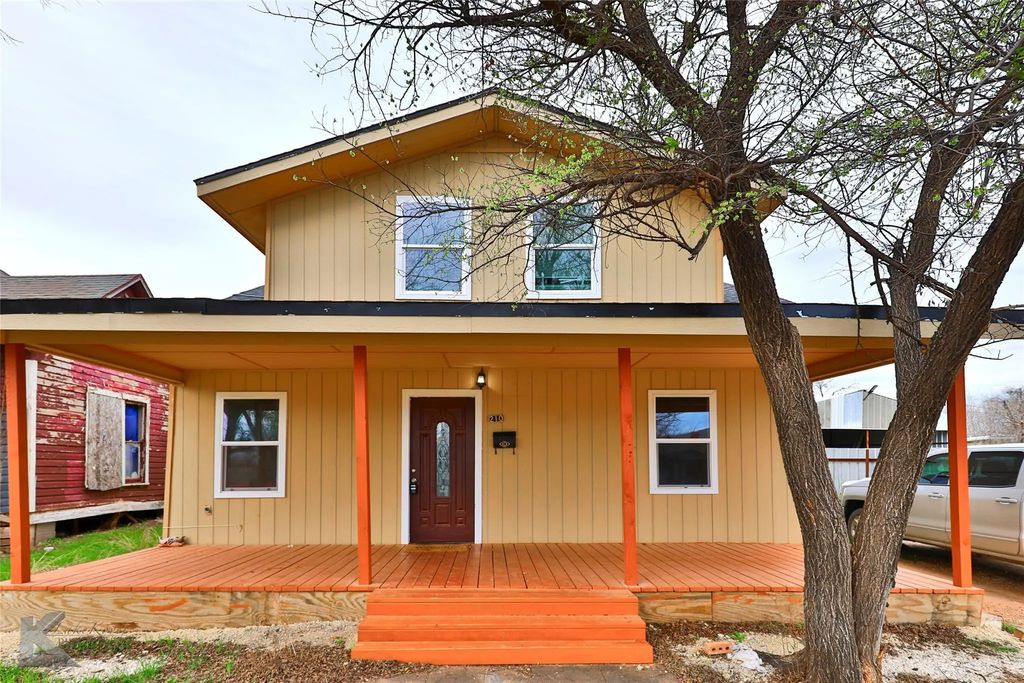 210 Meander Street, Abilene