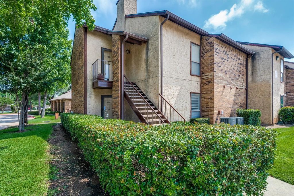 1301 Memory Lane 4920, Arlington
