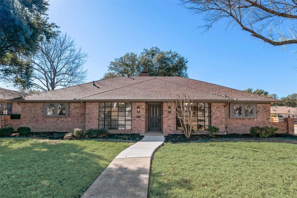 2801 Country Club Parkway, Garland