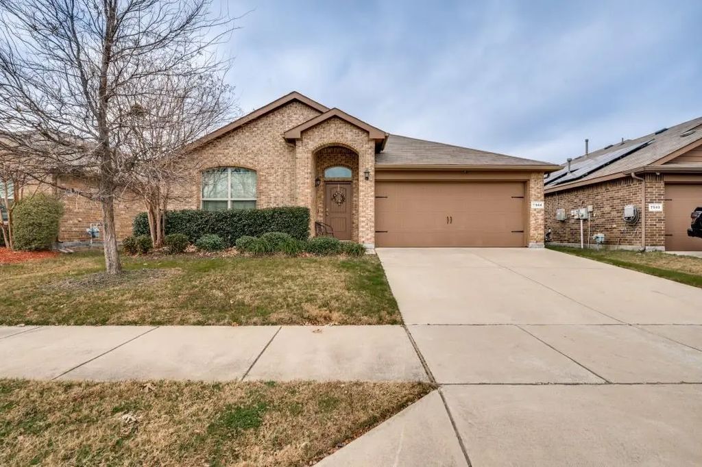7944 Ballater Drive, Fort Worth