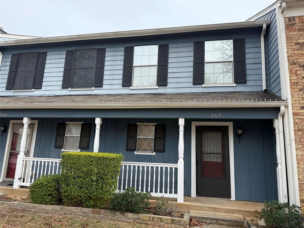 167 Merlin Way, Euless