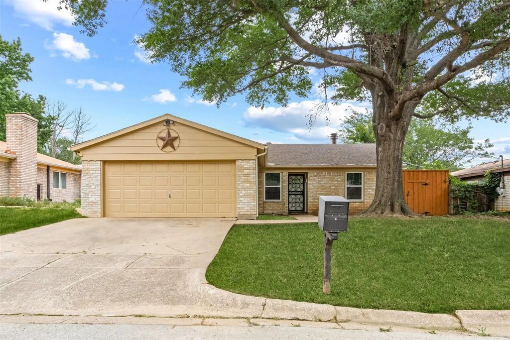301 Hallmark Drive, Arlington