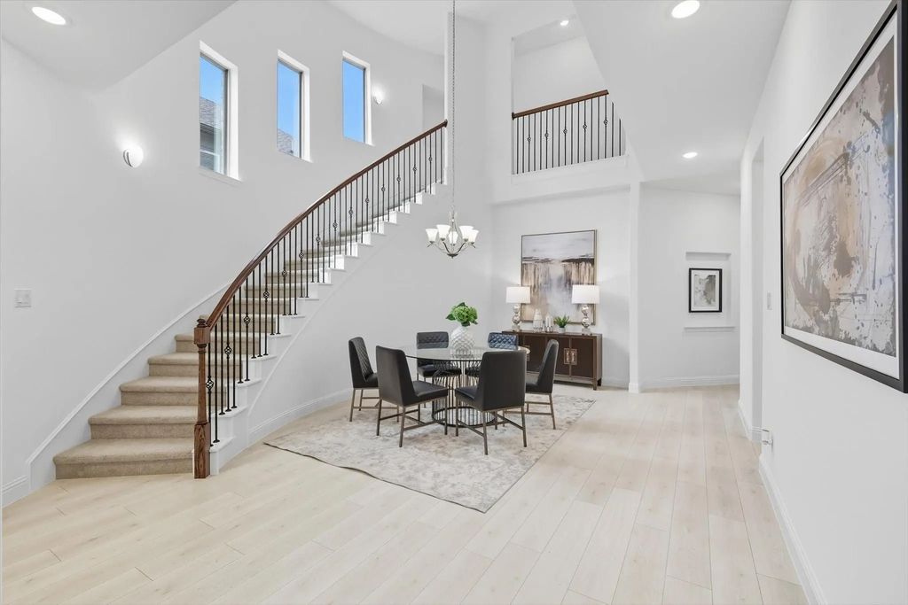 312 Cowling Drive, Little Elm