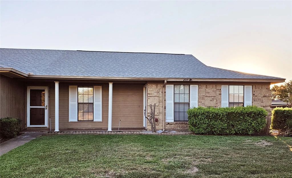 208 Cole Street, Garland