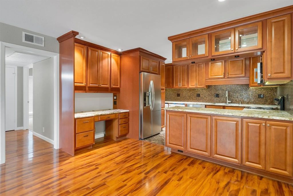 5303 Fleetwood Oaks Avenue 178, Dallas