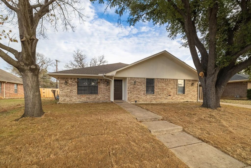 2905 Cross Timbers Drive, Irving