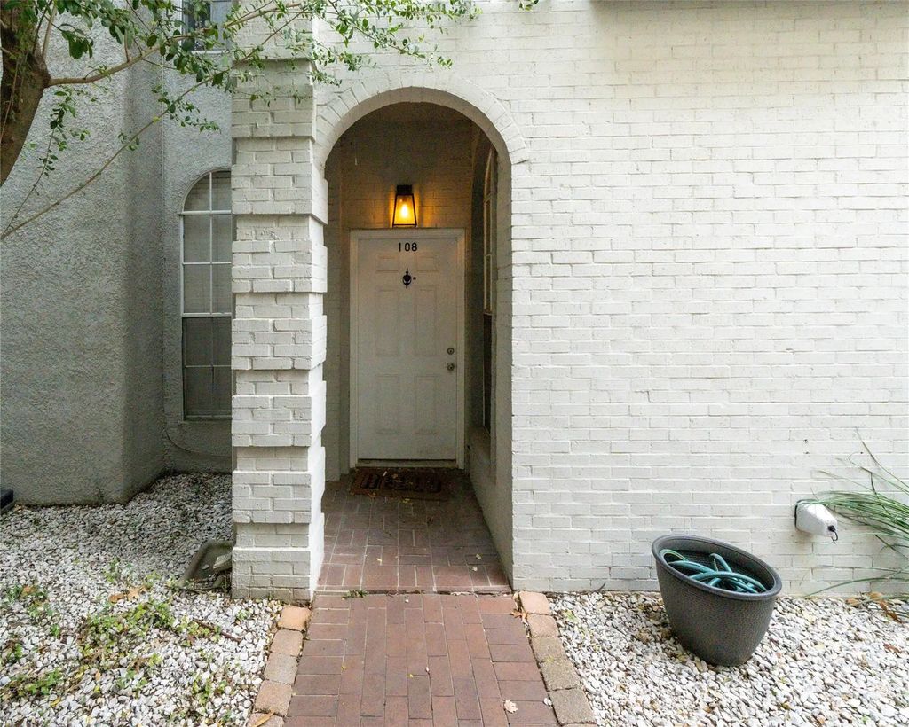 3605 Brown Street B-108, Dallas