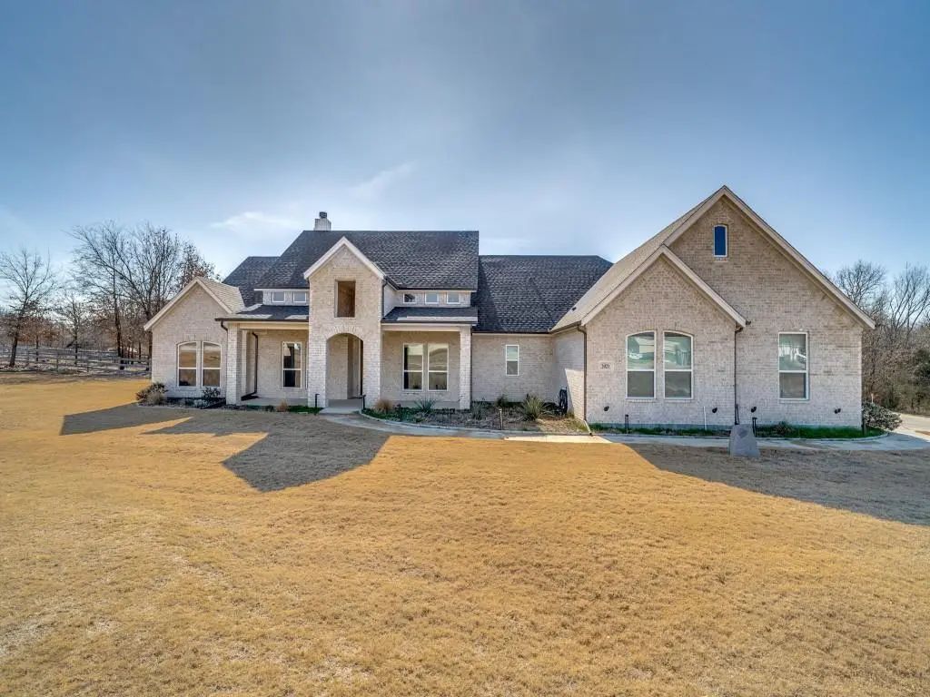 2021 Dolly Drive, Weatherford