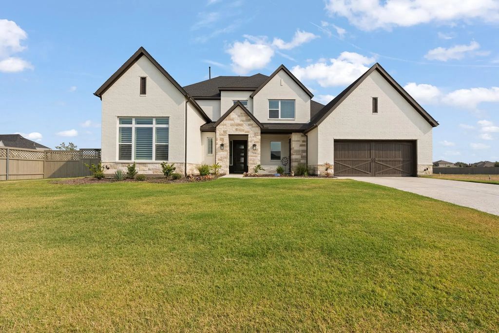 2116 Roaming Trail, Northlake