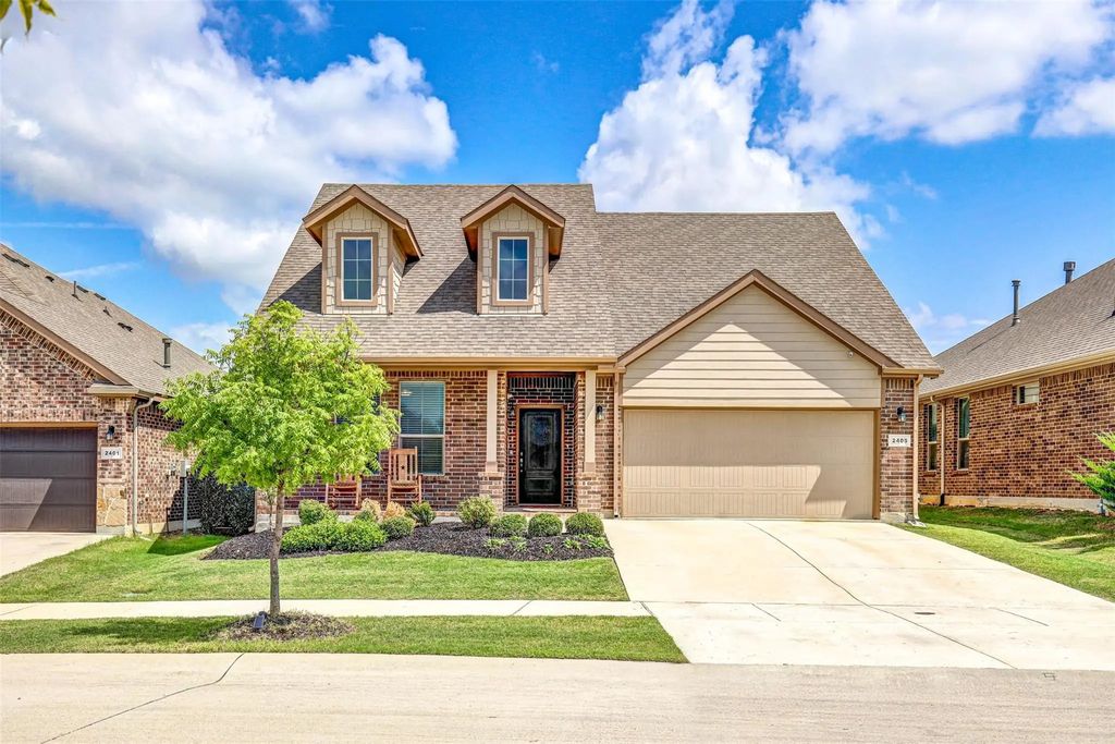 2405 Blackrail Court, Argyle