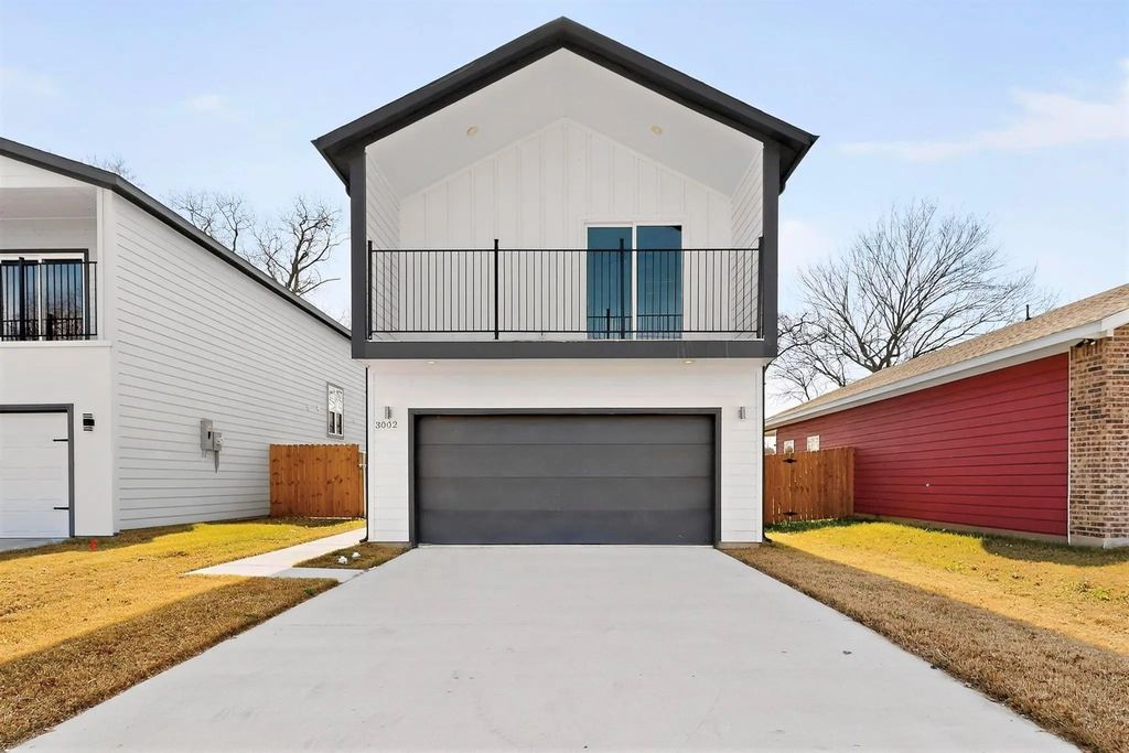 3002 Rochester Street, Dallas