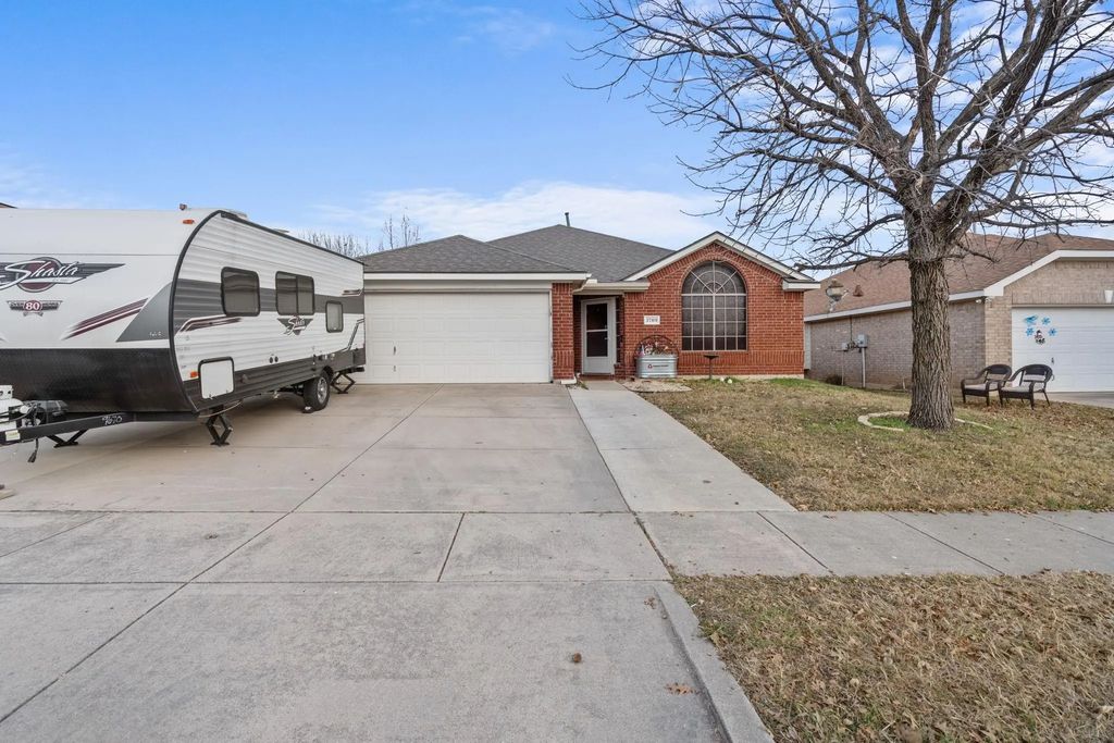 3709 Renzel Boulevard, Fort Worth
