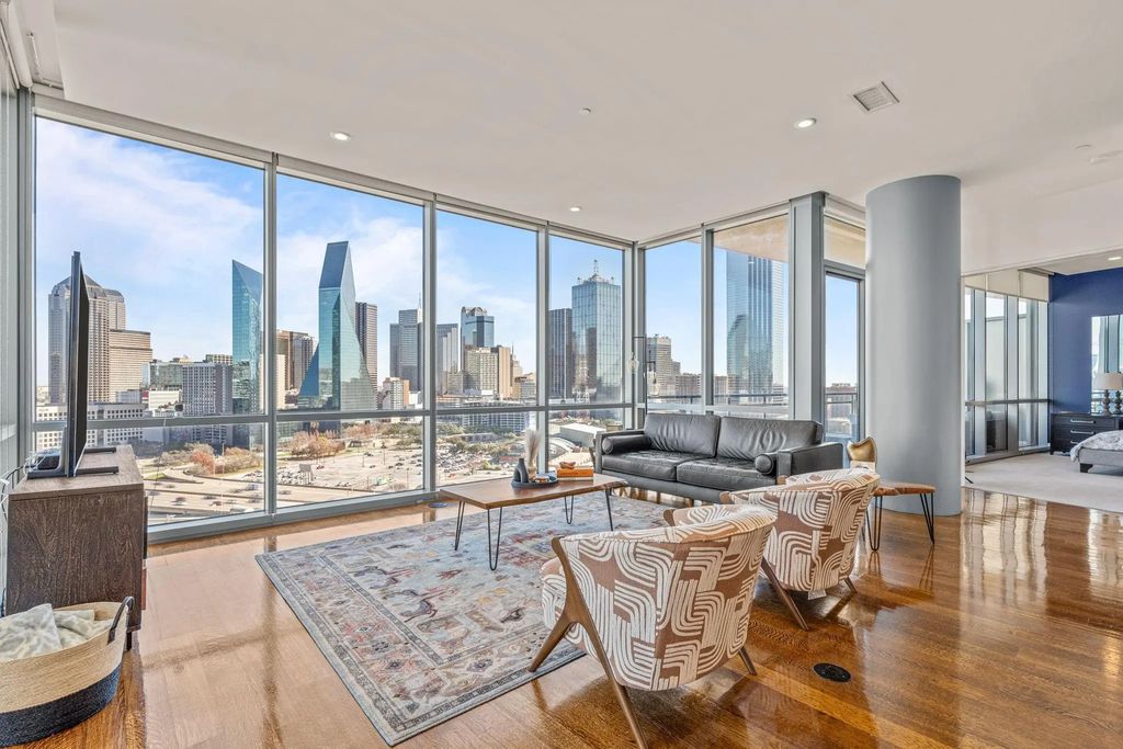 2200 Victory Avenue 1702, Dallas
