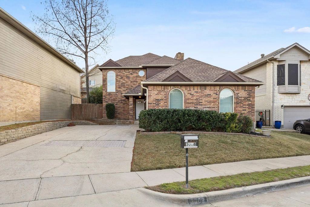 3008 Everest Drive, Bedford