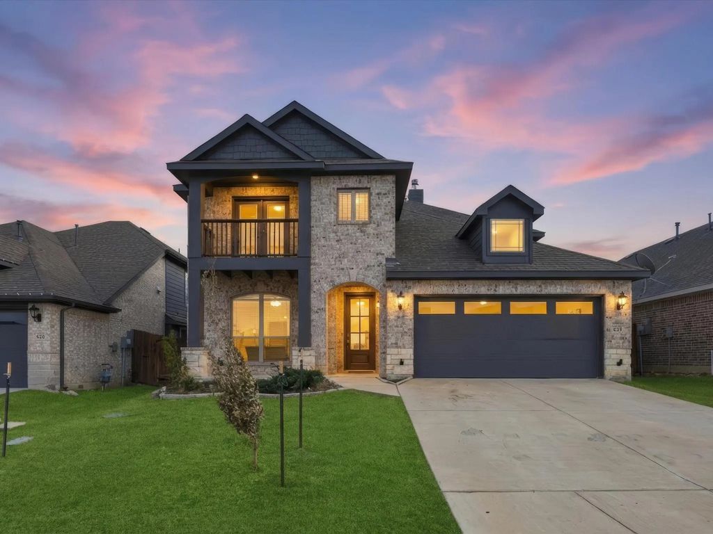 624 Pawprint Hollow, Godley