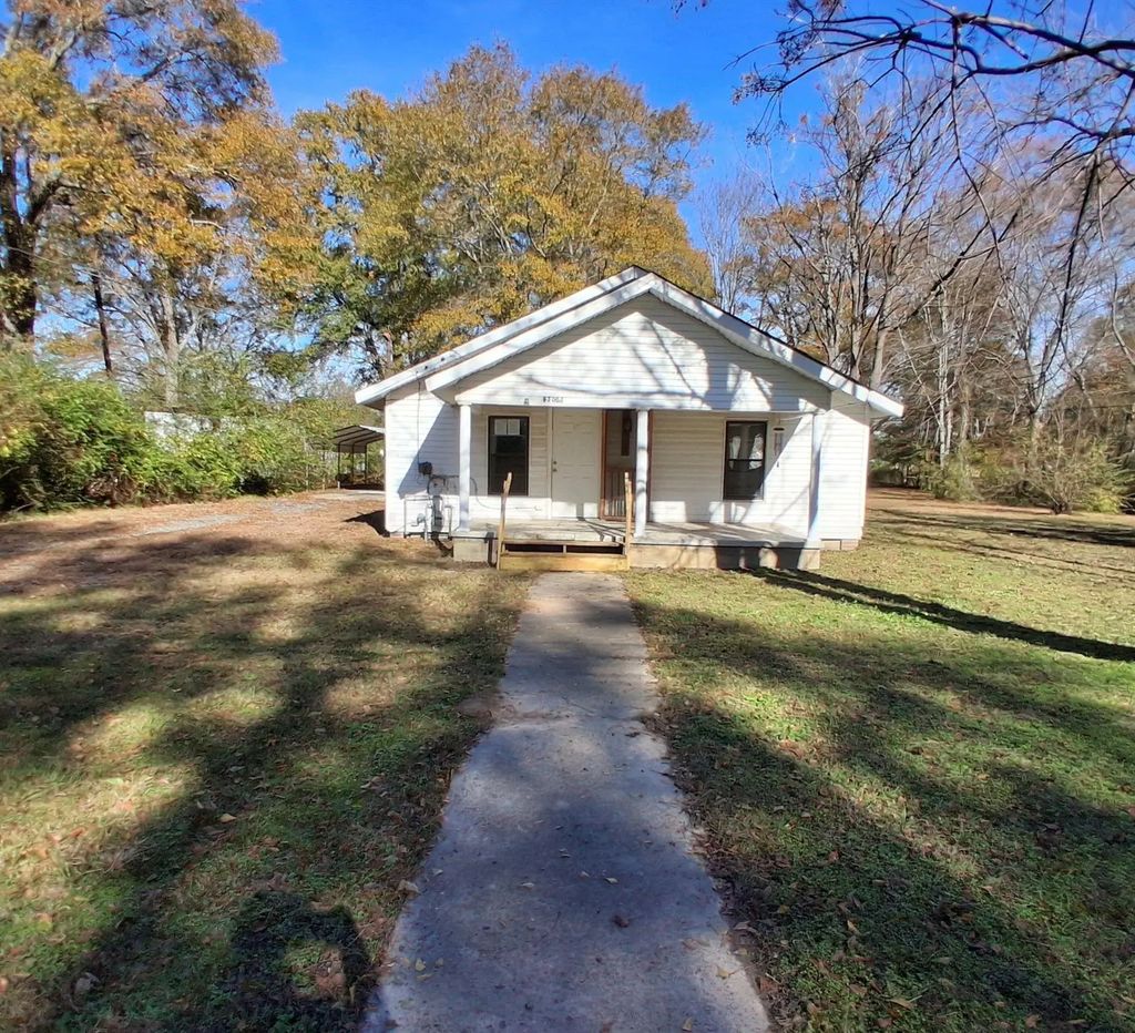 2208 Phillips Lane, Texarkana