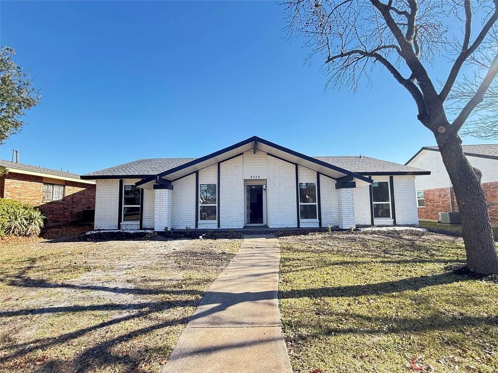 4324 Woodbluff Drive, Mesquite