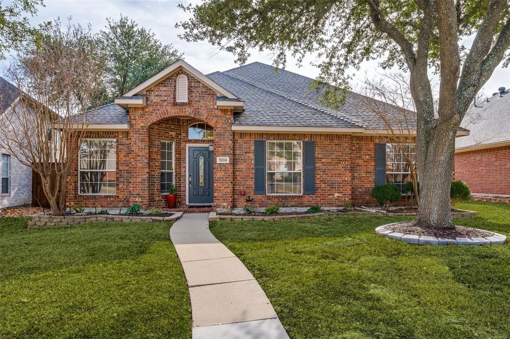 9104 Couples Drive, Plano