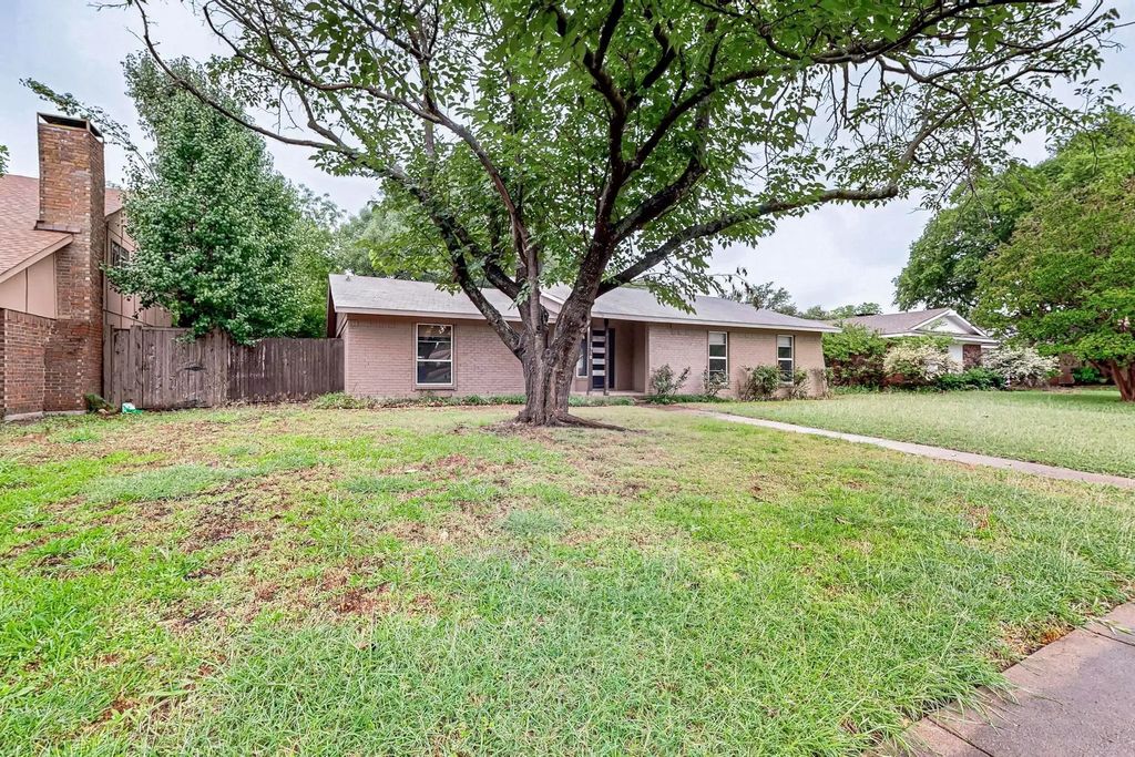 1910 Forestdale Drive, Richardson