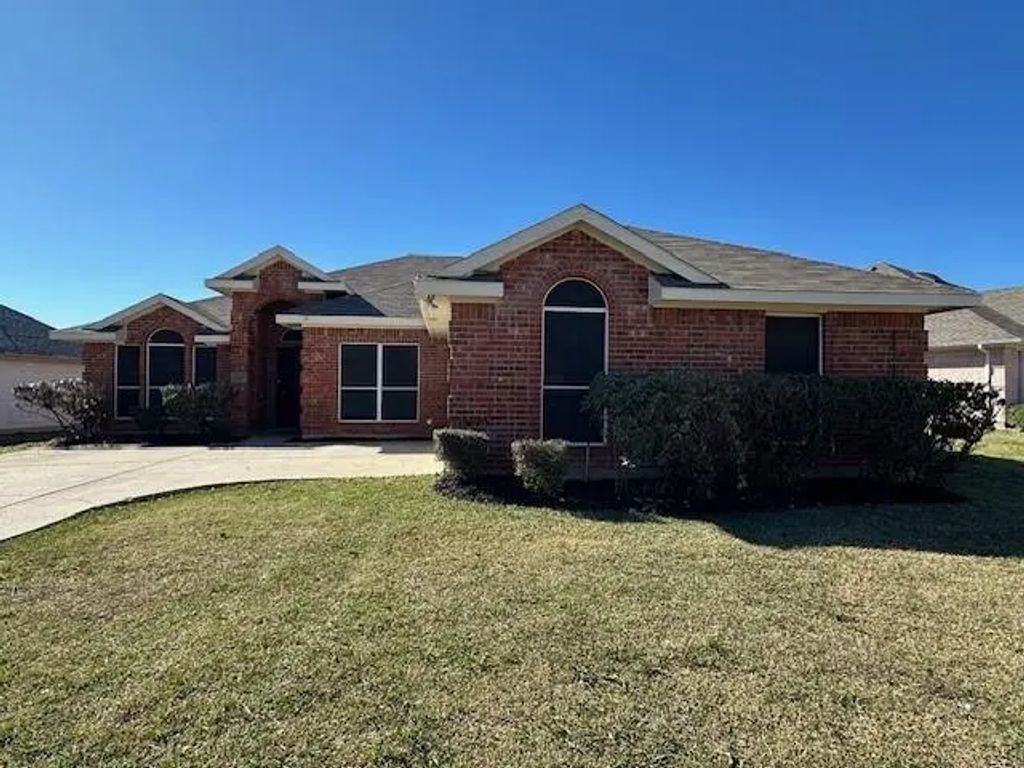 2021 Cantura Drive, Mesquite