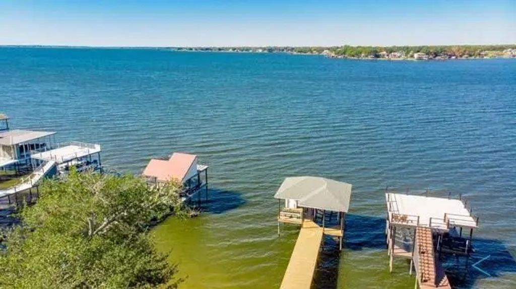6209 Point La Vista Drive, Malakoff