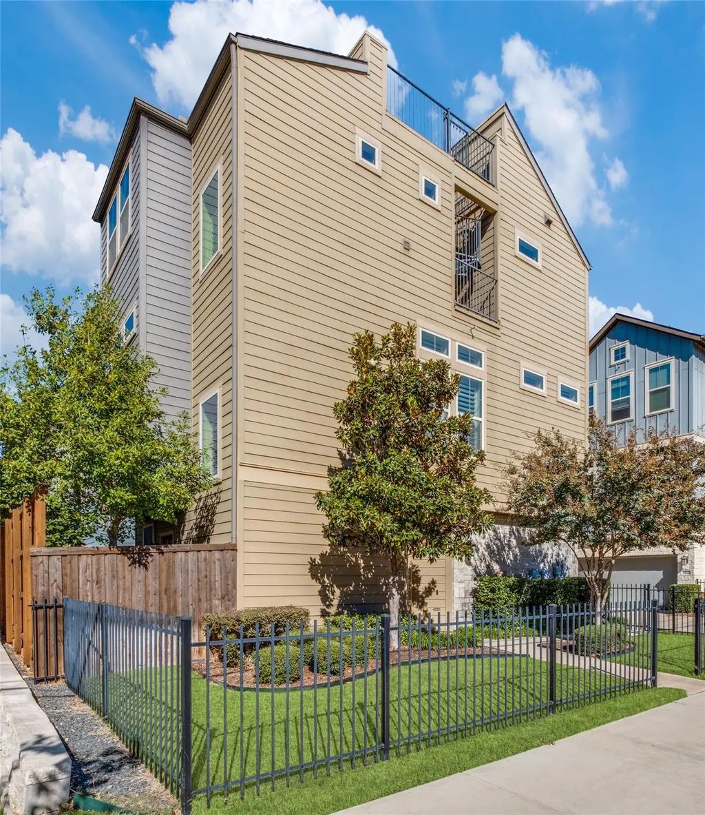 5917 Evening Star Place, Dallas