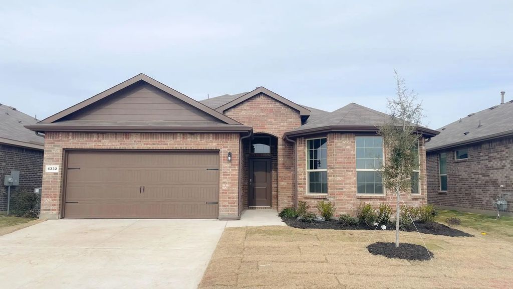 4332 Bower Hill Drive, Fort Worth