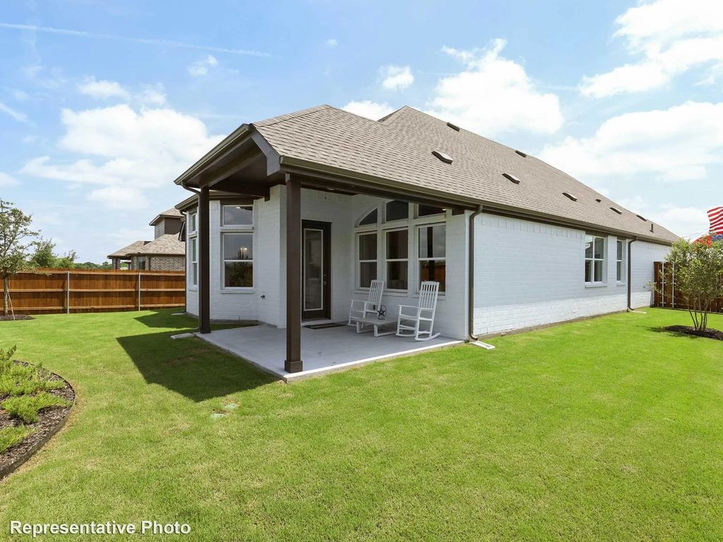 1305 Huntington Drive, Anna