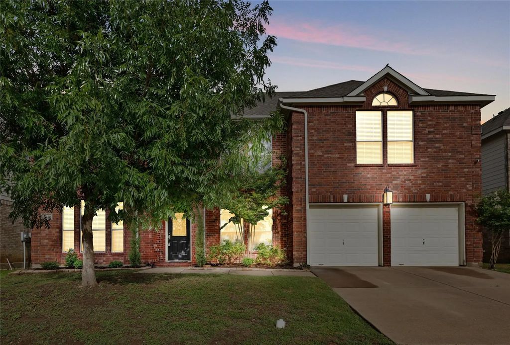 8620 Thistle Ridge Terrace, Fort Worth